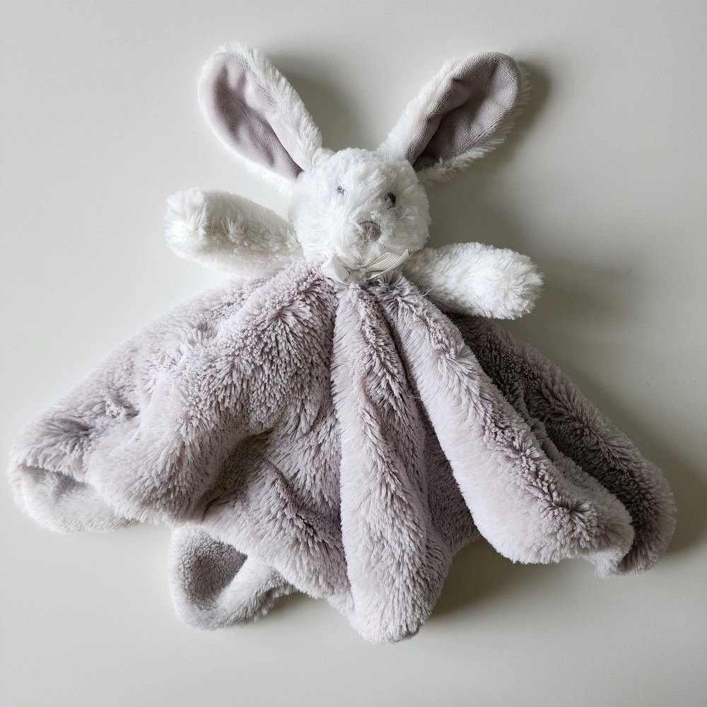 Blankets & Beyond Bunny Lovey Grey White Plush‎ Security Blanket Faux Fur Rabbit